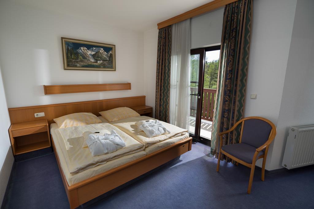 Hotel Vogtland Bad Elster Esterno foto