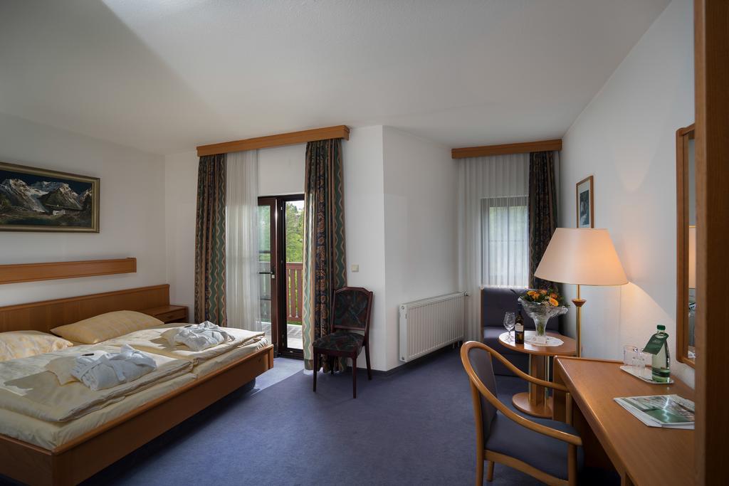 Hotel Vogtland Bad Elster Esterno foto