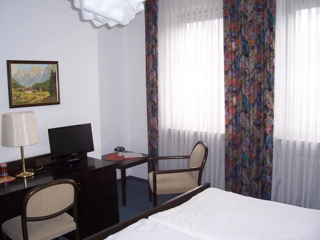 Hotel Vogtland Bad Elster Esterno foto